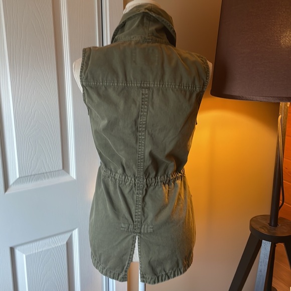 💕 Sanctuary khaki vest - Picture 2 of 3